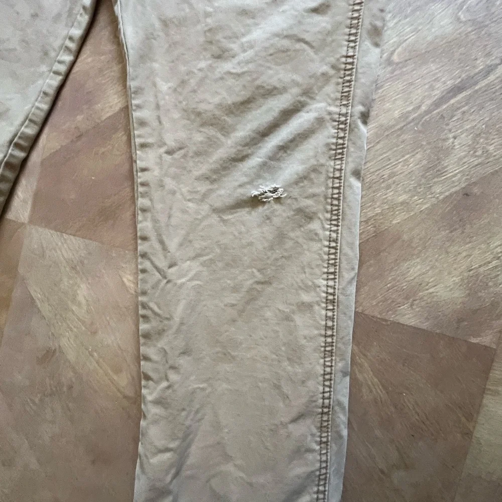 Old Navy Tan Distressed Utility Pants – Kids 18